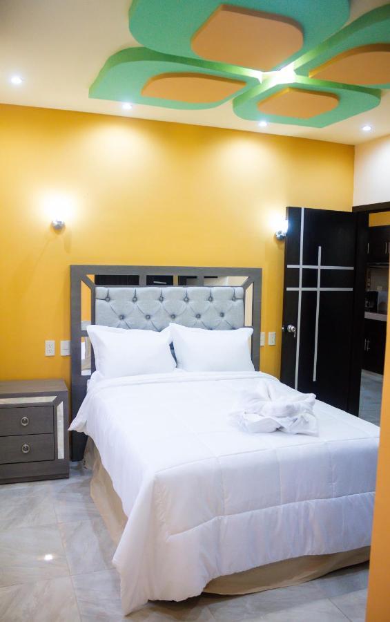 Apartamentos Michael Паленке Екстериор снимка